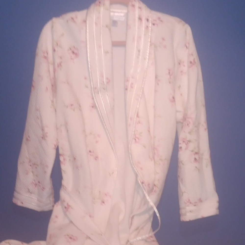 Midnight by Carole Hochman Pink Floral Robe